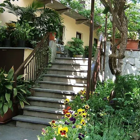 מלון E Trattoria San Giorgio 3*